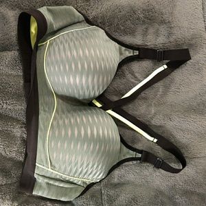 Victoria's secret sports bra